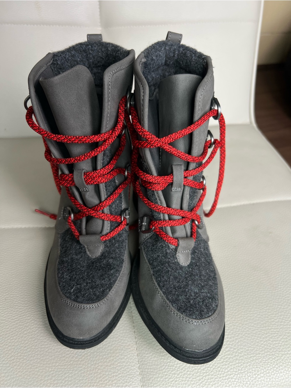 Sonoma SugarGlider Grey Boots Women's Size 10 Medium